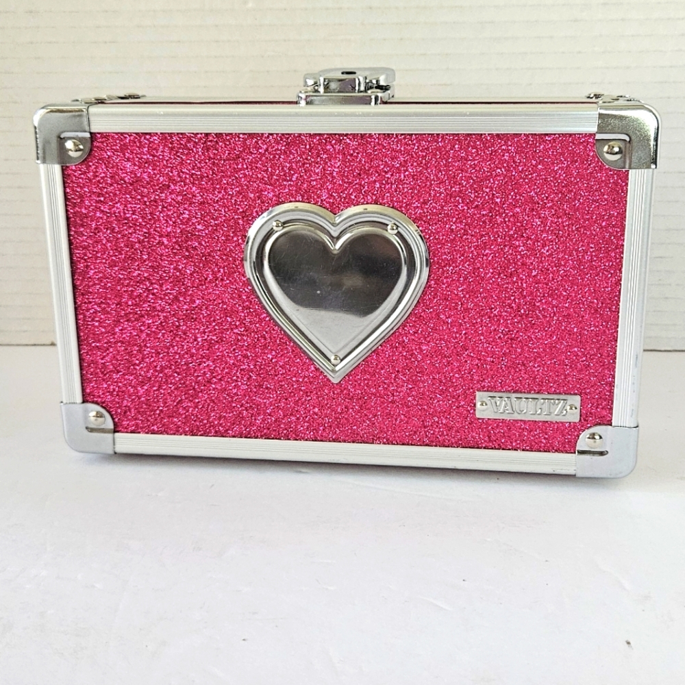 Vaultz pink glitter‎ case